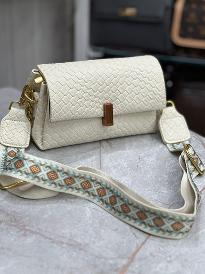 PREMIUM WOVEN TEXTURE CROSSBODY SLING BAG WITH CHAIN STRAP