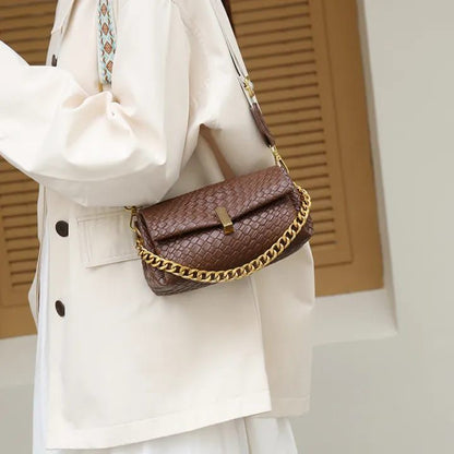 PREMIUM WOVEN TEXTURE CROSSBODY SLING BAG WITH CHAIN STRAP